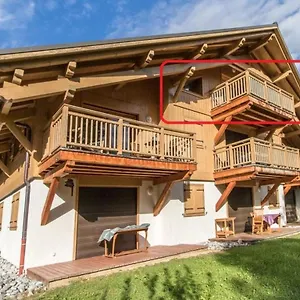 Modern 3 Bed Penthouse Apartment, Balcony & Garage, Close To Village & Bus Samoëns